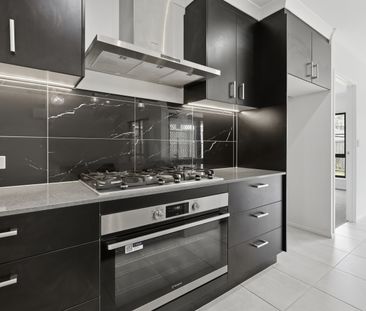 86 Leapai Parade, Griffin QLD 4503 - House For Rent | Domain - Photo 3