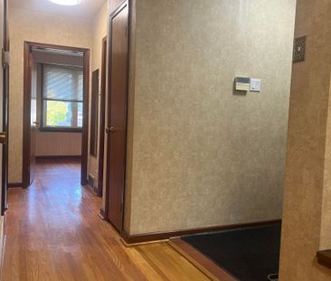 For Lease - 137 Birkdale Road, Toronto, Ontario - Photo 2