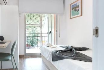 Calle Rosa, Getafe, Community of Madrid 28903