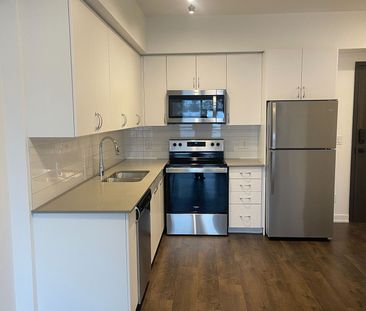 For Lease - 56 Lakeside Terrace Unit# 211, Barrie, Ontario - Photo 4