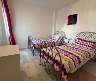 Apartamento de alquiler en Urb. Los Naranjos de Marbella, Calle Alm... - Photo 4