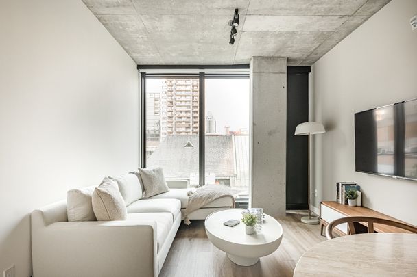 Condo à louer, Montréal (Ville-Marie) - Photo 1