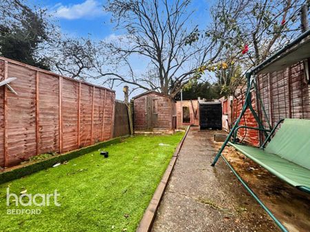 3 bedroom terraced house to rent - Photo 4