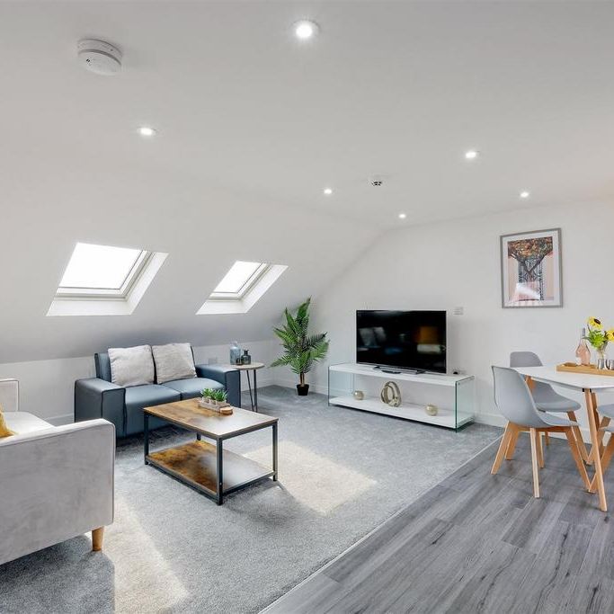 3 bedroom maisonette to rent - Photo 1