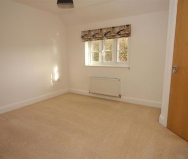 3 bedroom detached house to rent - Photo 6