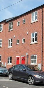 4 bedroom townhouse to rent - Photo 4