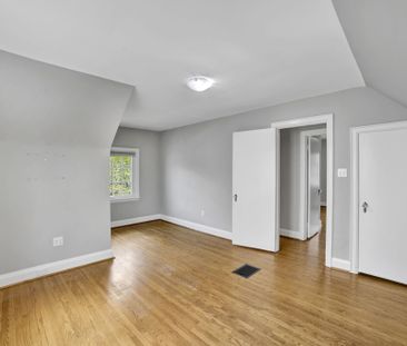 For Lease - 978 North Shore Boulevard, Burlington, Ontario - Photo 2