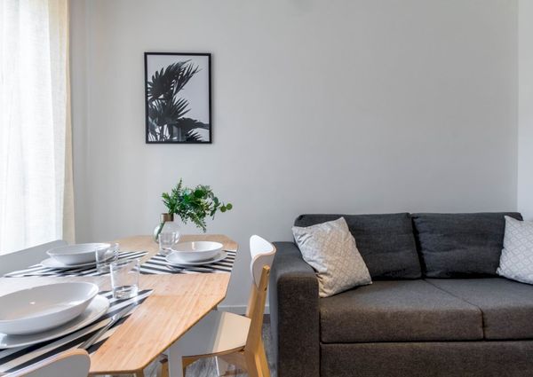 Wonderful single room in Via Riccardo Pitteri