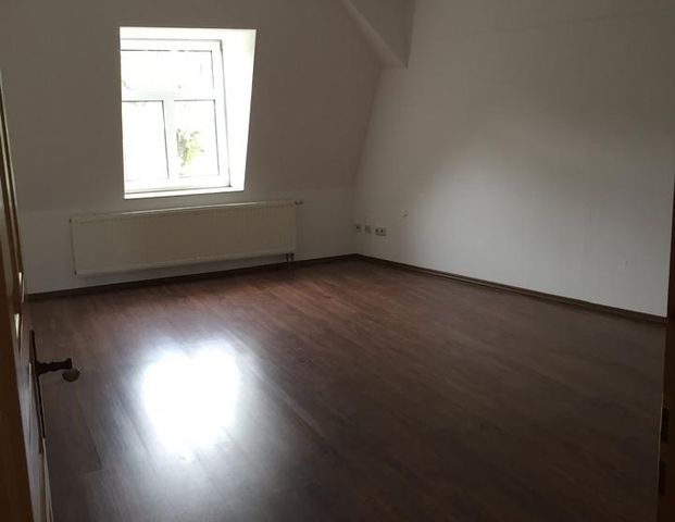 Herrliche Dachgeschosswohnung im Zentrum! - Foto 1