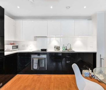 Discovery Tower, Canning Town, E16 - Photo 1