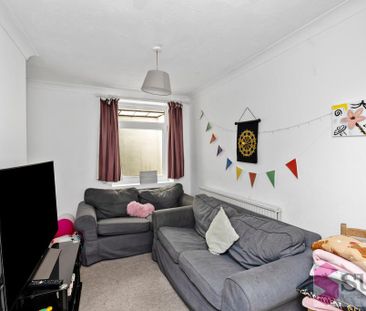 4 bedroom terraced house to rent - Photo 2