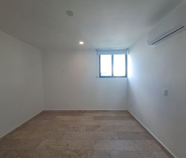 RENTA TOWNHOUSE EN PRIVADA LUANA CON ROOFTOP - Photo 3