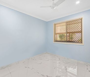 For Lease: Charming Family Home in Peaceful Edens Landing with Sola... - Photo 1