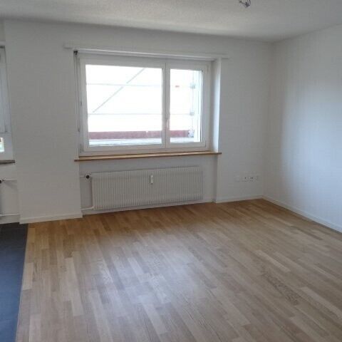 Gemütliche 2-Zimmerwohnung im 5. OG - Photo 1