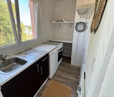 Location Appartement 2 pièces Meublé 35m² ST BRIEUC 22000 - Photo 5