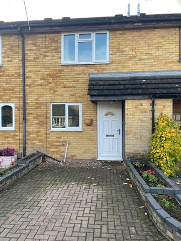 2 bedroom terraced house to rent - Photo 2