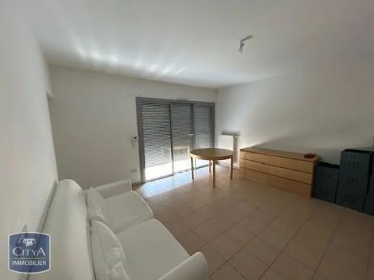Appartement à louer 3 pièces 79.5m² - Photo 1