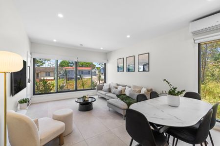 Like Brand New - Fully Renovated - Photo 2