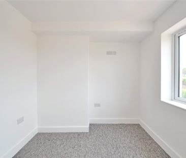 6 bedroom semi-detached house to rent - Photo 6