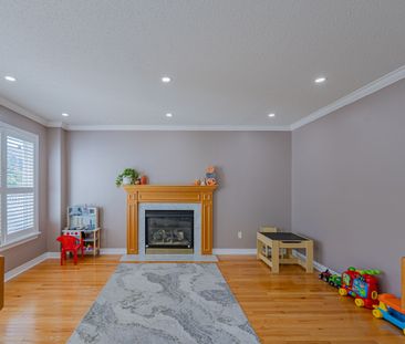 For Lease - 17 Rodeo Drive, Barrhaven, Ontario - Photo 1