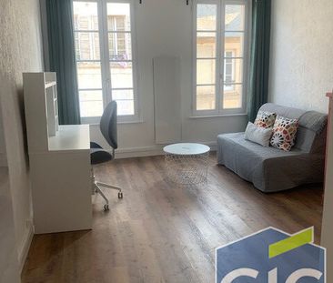 Location Appartement 1 pièce 25m² - Photo 2