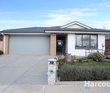 Stunning 4-Bedroom Home in Doreen - Photo 1