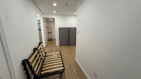 For Lease - 185 Rustle Woods Avenue Unit# BASEMENT, Markham, Ontario - Photo 4