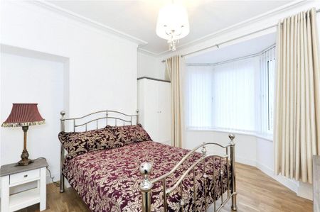 2 bedroom semi-detached house to rent - Photo 2