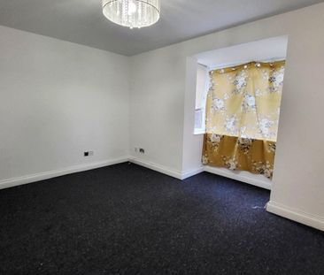 Mandeville Court - Photo 2