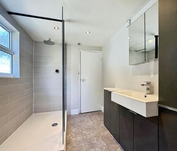 2 bedroom semi-detached house to rent - Photo 4