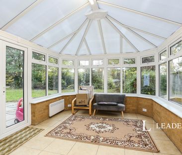 4 bedroom house to rent Holywell Close, Orpington, BR6 - Photo 5