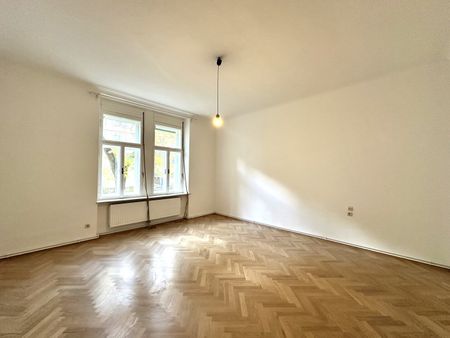 ERSTBEZUG nach Teil-Sanierung – 3-Zimmer-Altbauwohnung mit separater, geräumiger Küche gegenüber direkt am Hasnerplatz im Grazer Bezirk Geidorf– 3er-WG geeignet - Photo 4