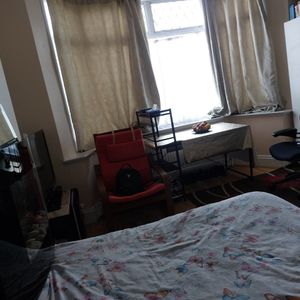 Room in a Shared House, Highcroft, NW9 - Photo 2