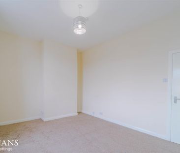 Deal Street, Bury - Photo 1