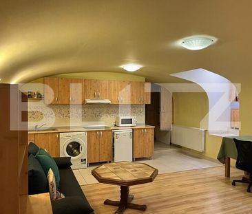 Apartament tip studio, 40 mp, terasa, zona Ultracentrala - Photo 1