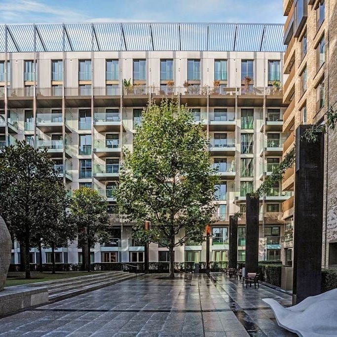 3 Bed Flat, Pearson Square, W1T - Photo 1