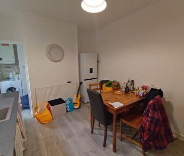 4 bedroom house to rent - Photo 2