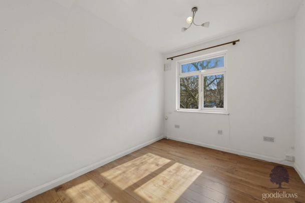 London Road, Morden, SM4 - Photo 1