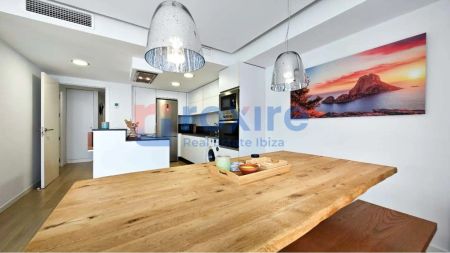 Piso de alquiler en Calle Ponferrada, 4, Sant Agustí - Cala de Bou - Photo 4