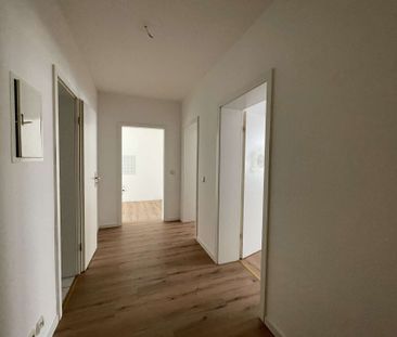Sanierte Erdgeschosswohnung mit Balkon! - Photo 1