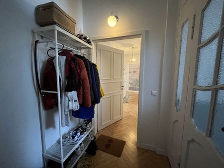 3-Zimmer-Wohnung im Denkmal mit Parkettboden, Stuck und Erker! - Foto 4