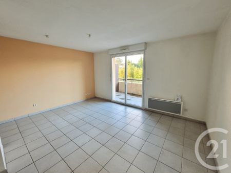Location Appartement 2 pièces 49m² GAILLAC 81600 - Photo 2
