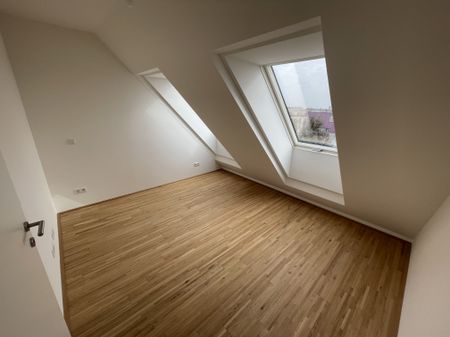 Zwei Dachterrassen, Kühlung & 2 Monate mietfrei: attraktive 3-Zimmer-DG-Wohnung - Foto 4