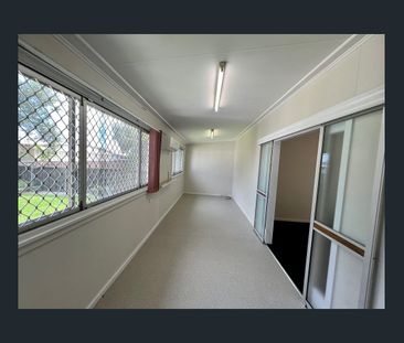 Spacious & Centrally Located Family Home - Photo 6