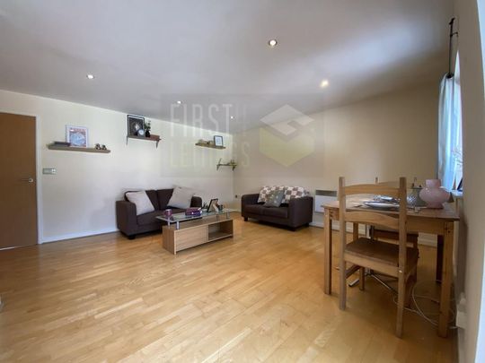 2 bedroom flat to rent - Photo 1
