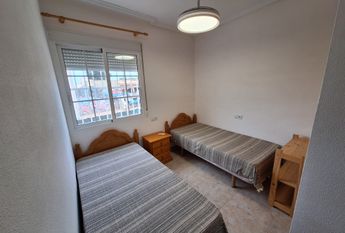 Ref.7505 2-Bedroom Apartment Just 300m from the Beach