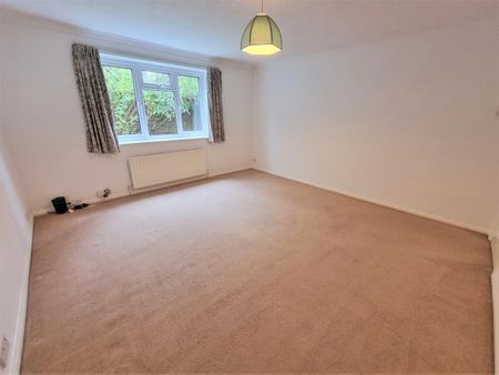 Hunter House, Guildford, Surrey, GU1 - Photo 3