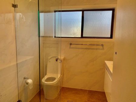 Fully Renovated Home - Photo 3