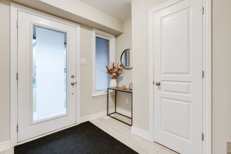 For Lease - 338 Twinflower Way, Barrhaven, Ontario - Photo 2