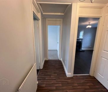 Apt 11, Oakvale Court, Dunmurry, Belfast, BT17 0PR - Photo 1